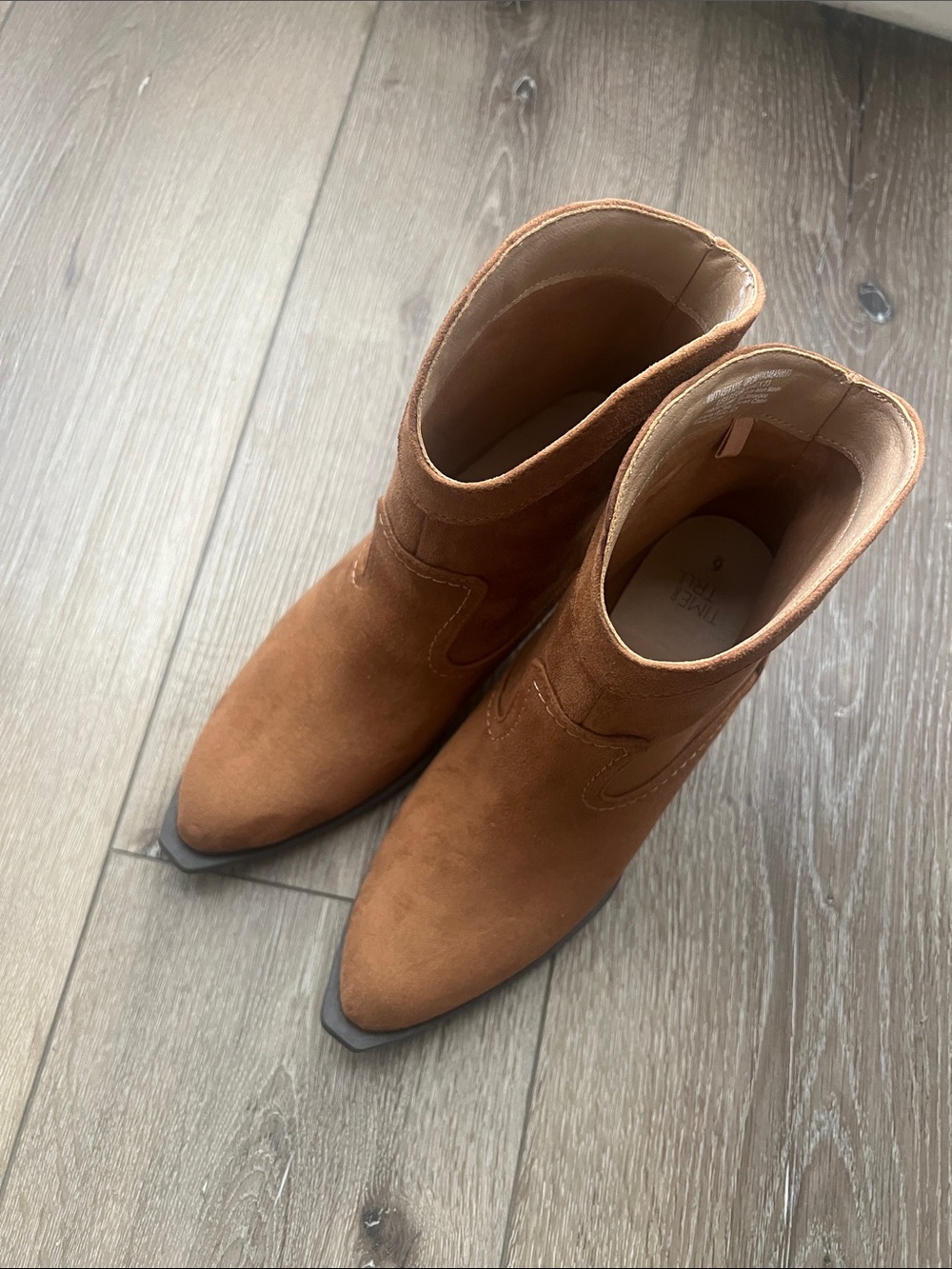 Time and Tru Women's Rust Suede Pointed-Toe Ankle Boots